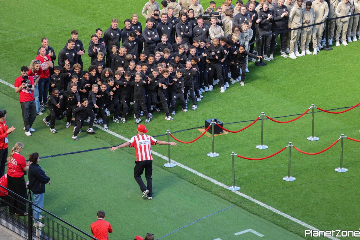 PSV Eindhoven Kampioen #27 7 april 2026 7/7