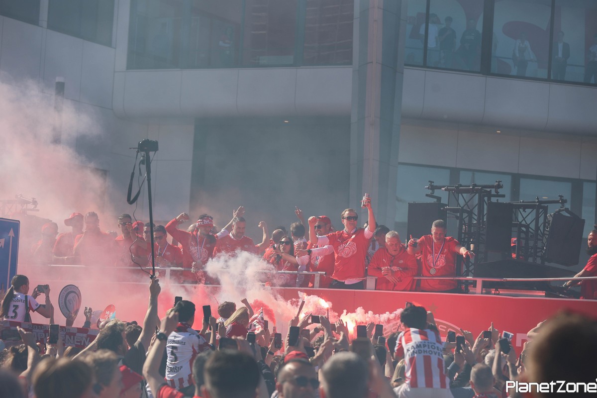 PSV Eindhoven Kampioen #27 7 april 2026 3/7