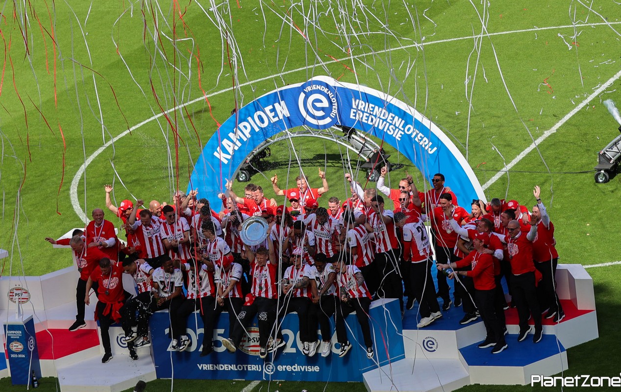 PSV Eindhoven Kampioen #27 7 april 2026 2/7