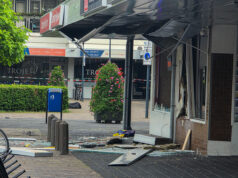 Plofkraak op geldautomaat bij winkelcentrum in Vlaardingen, één verdachte aangehouden