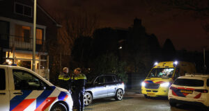 straatoverval in Rotterdam-Noord, slachtoffer naar ziekenhuis