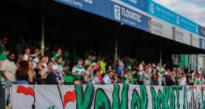 FC Dordrecht verrast Almere City met late 3-2 overwinning