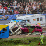 Talpa-dag voor programma ‘Alle Remmen Los’ op Speedway Emmen op 26 juli 2025. Op de foto het onderdeel ‘Racen met je caravan’. Foto: Huisman Media