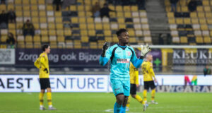 FC Dordrecht zegt vijf contracten op, Biai, M’Bemba en Valk blijven