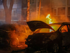 Twee voertuigen in brand in Schiedam