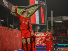 Almere City wint van FC Emmen en stijgt naar vijfde plaats