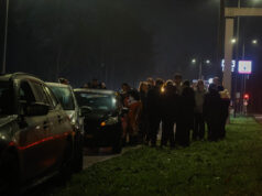 Kettingbotsing met vijf auto’s op Vaanweg na Zuidplein richting opritten A29 en A15