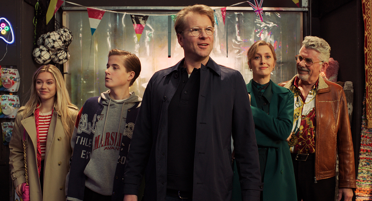 De-Tatta-s-3_st_1_jpg_sd-high