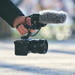 FX3_XLR_Handle_externalMic_R-Mid