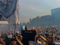 Foto’s Huldiging Heracles Almelo Keuken Kampioen Divisie 2023 6/6