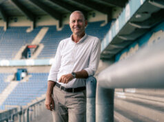 Jess Thorup keert terug als hoofdtrainer van KRC Genk
