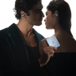 MOTOROLA RAZR SWAROVSKI(1)