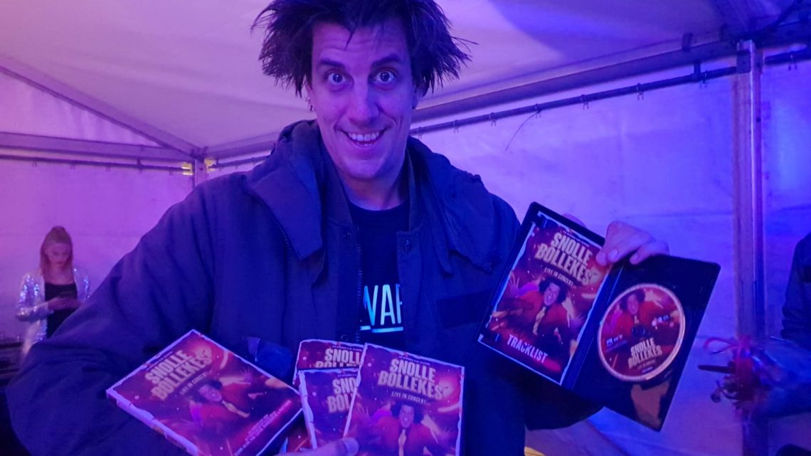 WIN! Gesigneerde DVD Snollebollekes ‘live in concert’ 2019 WIN! Gesigneerde DVD Snollebollekes ‘live in concert’ 2019